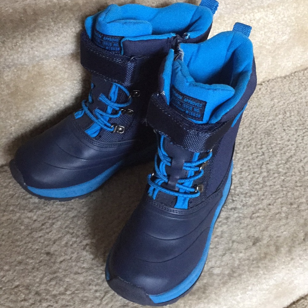 Carter’s winter boot Sz 1